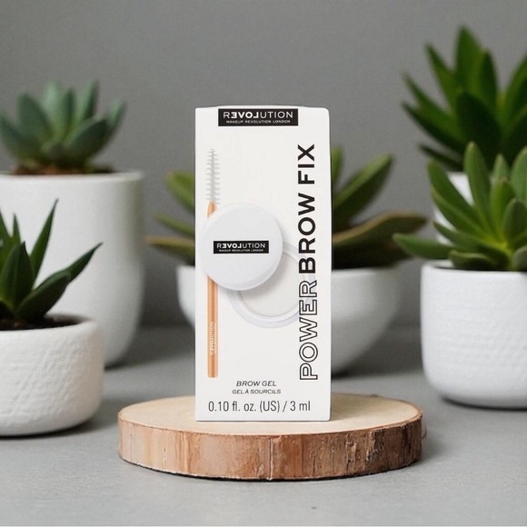 Relove by Revolution Power Brow Fix - Clear Brow Gel | .10fl oz - Picture 1 of 10